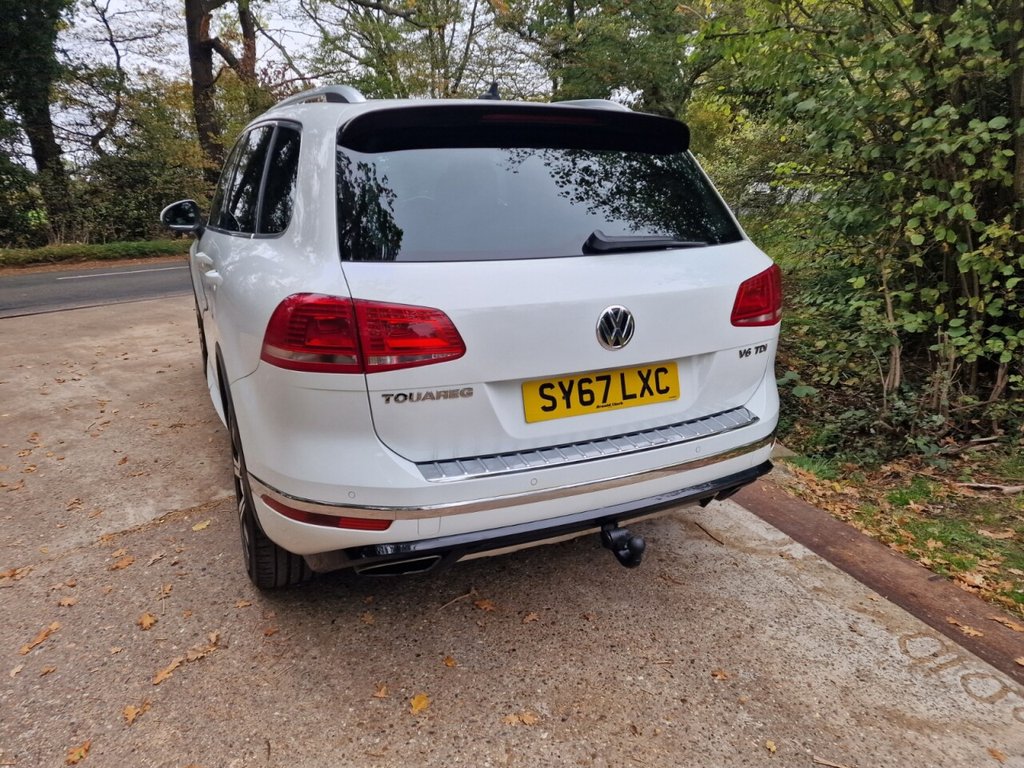 Used Volkswagen Touareg 2017 for sale - 76323168: Photo 12