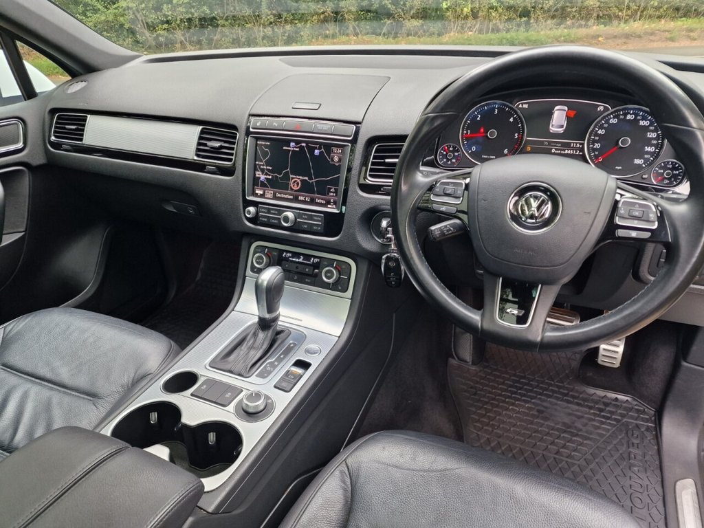 Used Volkswagen Touareg 2017 for sale - 76323168: Photo 29