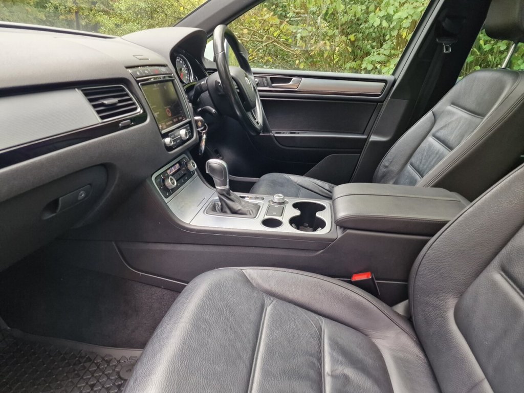 Used Volkswagen Touareg 2017 for sale - 76323168: Photo 36