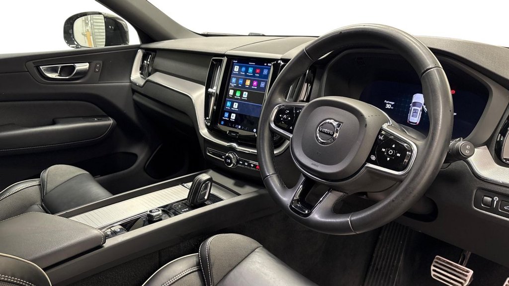 Used Volvo XC60 2022 for sale - 76642689: Photo 4