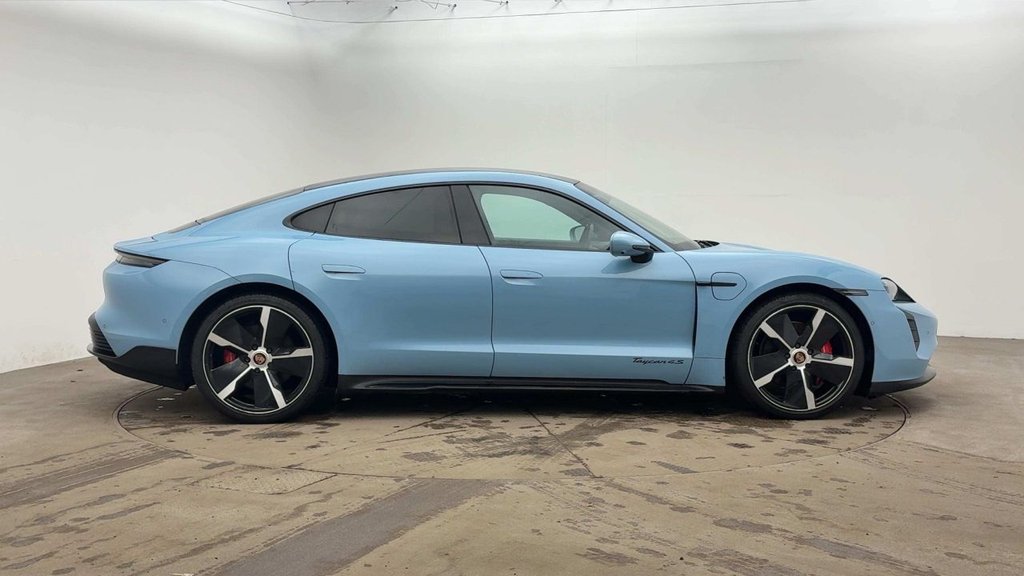 Used Porsche Taycan 2020 for sale - 76510253: Photo 3