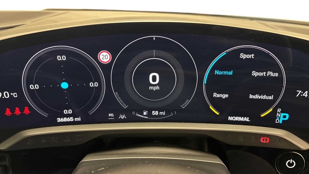 Used Porsche Taycan 2020 for sale - 76510253: Photo 7