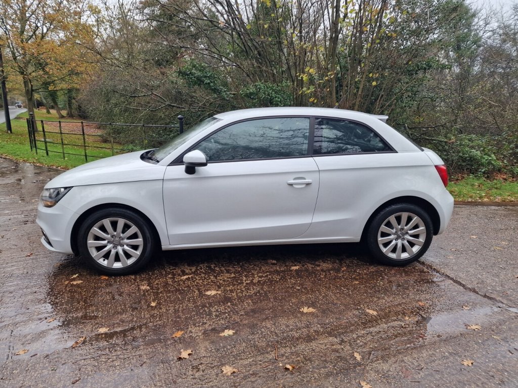 Used Audi A1 2012 for sale - 76698544: Photo 9