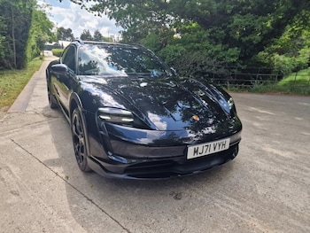Used Porsche Taycan 2021 for sale - 76323183: Photo