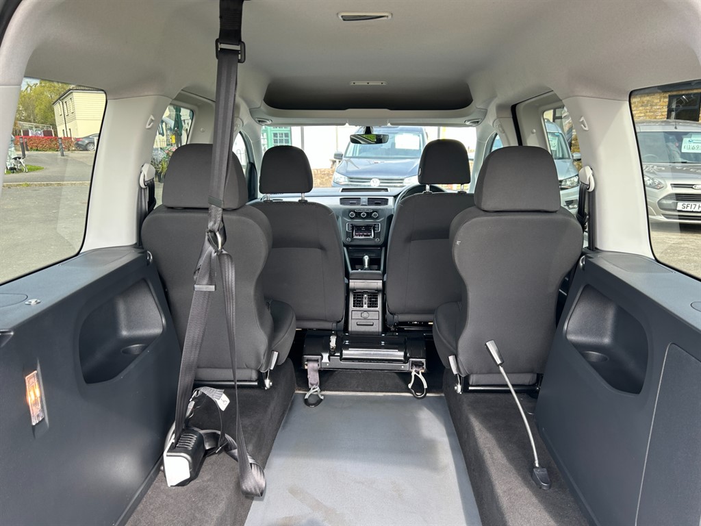 Used Volkswagen Caddy Life 2020 for sale - 77988870: Photo 11