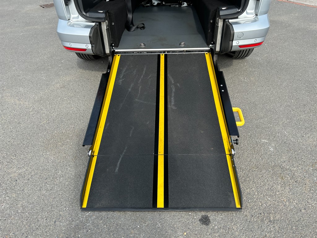 Used Volkswagen Caddy Life 2020 for sale - 77988870: Photo 2