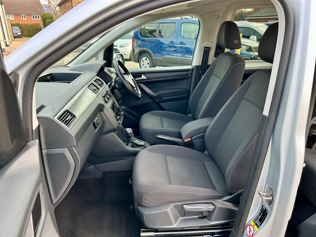 Used Volkswagen Caddy Life 2020 for sale - 77988870: Photo 3