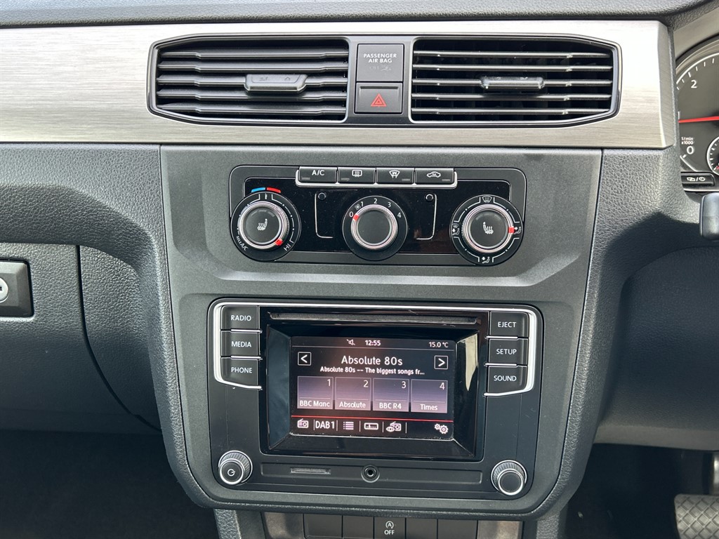 Used Volkswagen Caddy Life 2020 for sale - 77988870: Photo 32