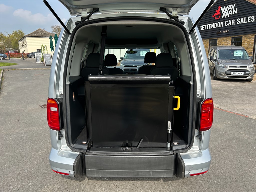 Used Volkswagen Caddy Life 2020 for sale - 77988870: Photo 5