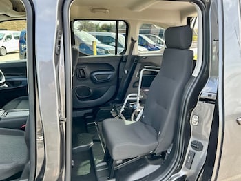 Used Peugeot Rifter 2020 for sale - 77848380: Photo