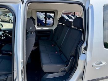Used Volkswagen Caddy Life 2021 for sale - 78963640: Photo
