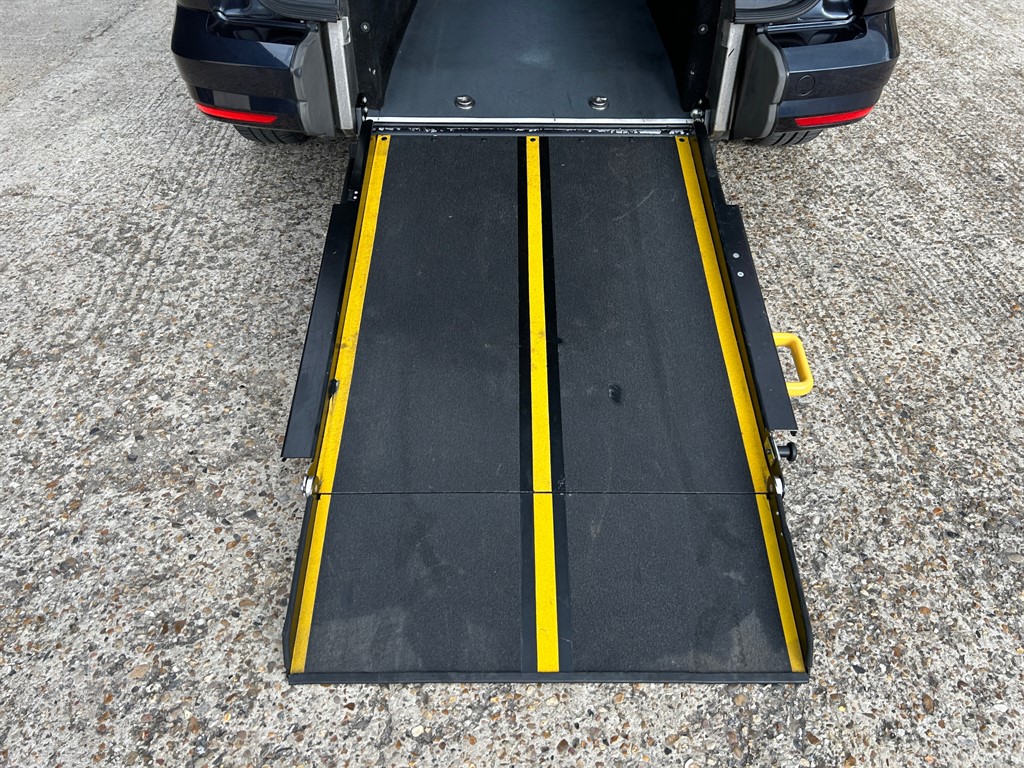 Used Volkswagen Caddy Maxi Life 2018 for sale - 77691230: Photo 2