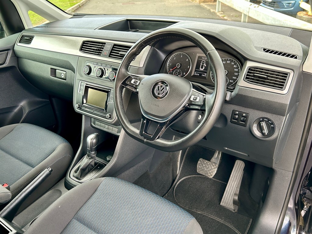 Used Volkswagen Caddy Maxi Life 2018 for sale - 77691230: Photo 24