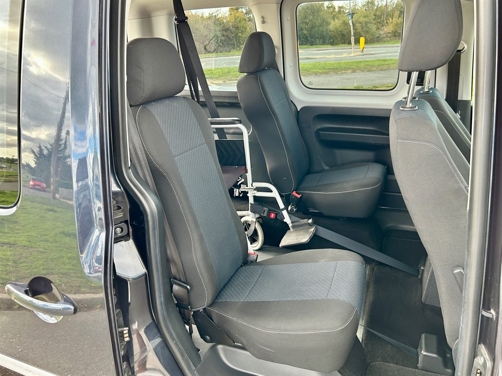 Used Volkswagen Caddy Maxi Life 2018 for sale - 77691230: Photo 27