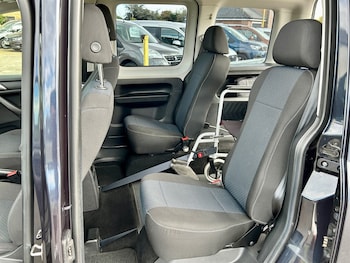 Used Volkswagen Caddy Maxi Life 2018 for sale - 77691230: Photo