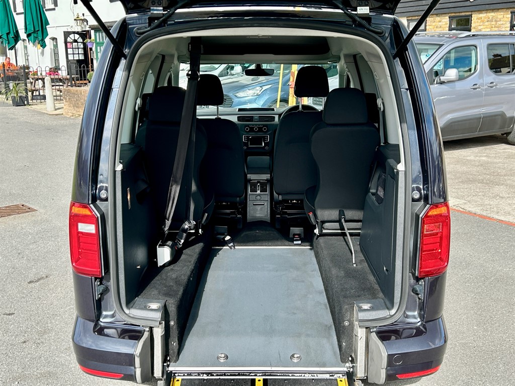 Used Volkswagen Caddy Maxi Life 2018 for sale - 77691230: Photo 6