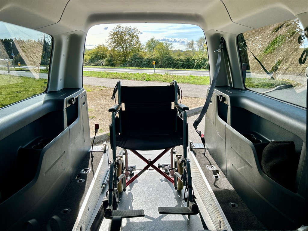 Used Volkswagen Caddy Maxi Life 2020 for sale - 77691214: Photo 10