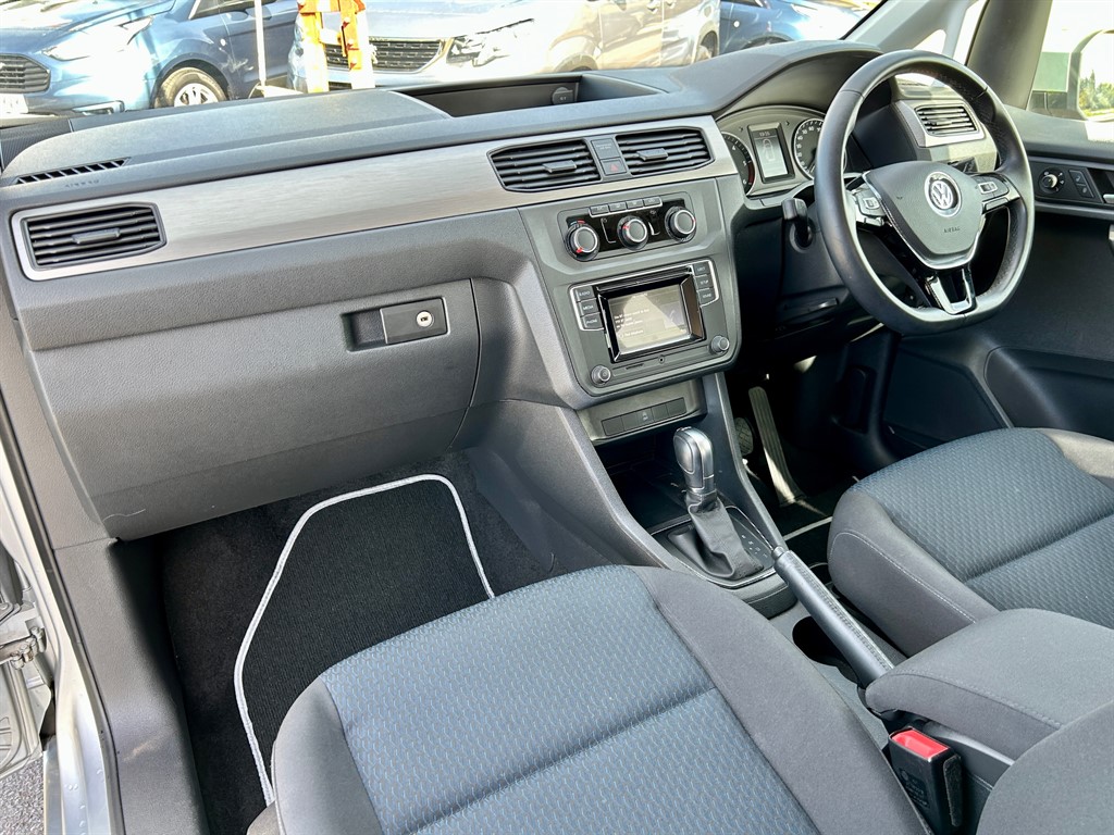 Used Volkswagen Caddy Maxi Life 2020 for sale - 77691214: Photo 22