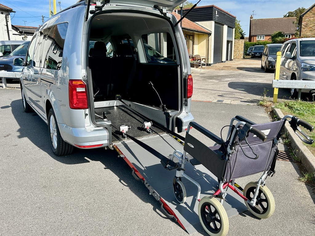 Used Volkswagen Caddy Maxi Life 2020 for sale - 77691214: Photo 7