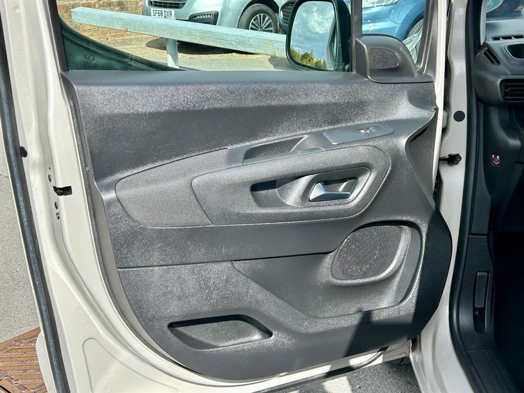 Used Vauxhall Combo Life 2020 for sale - 77691192: Photo 22