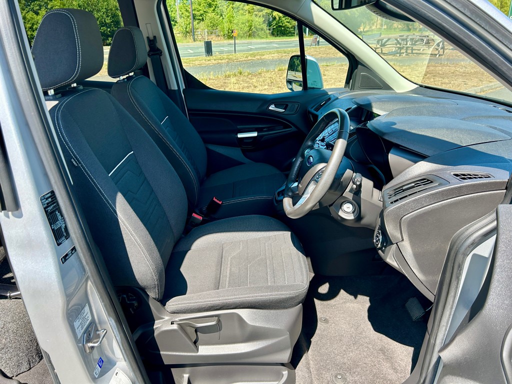 Used Ford Tourneo Connect 2018 for sale - 77691212: Photo 11