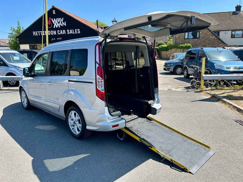 Used Ford Tourneo Connect 2018 for sale - 77691212: Photo 22