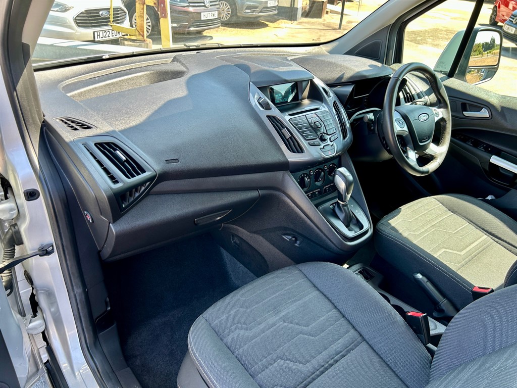 Used Ford Tourneo Connect 2018 for sale - 77691212: Photo 25