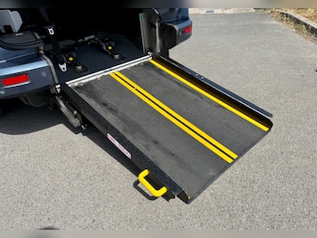 Used Ford Tourneo Connect 2021 for sale - 78682093: Photo