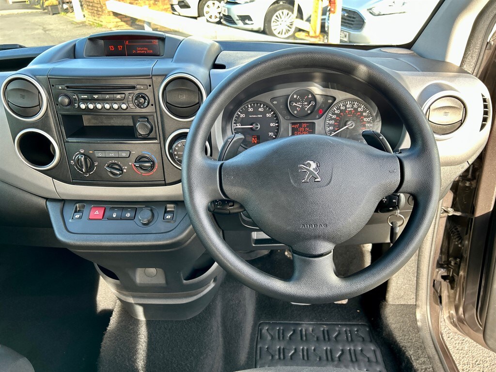Used Peugeot Partner Tepee 2017 for sale - 77691182: Photo 12