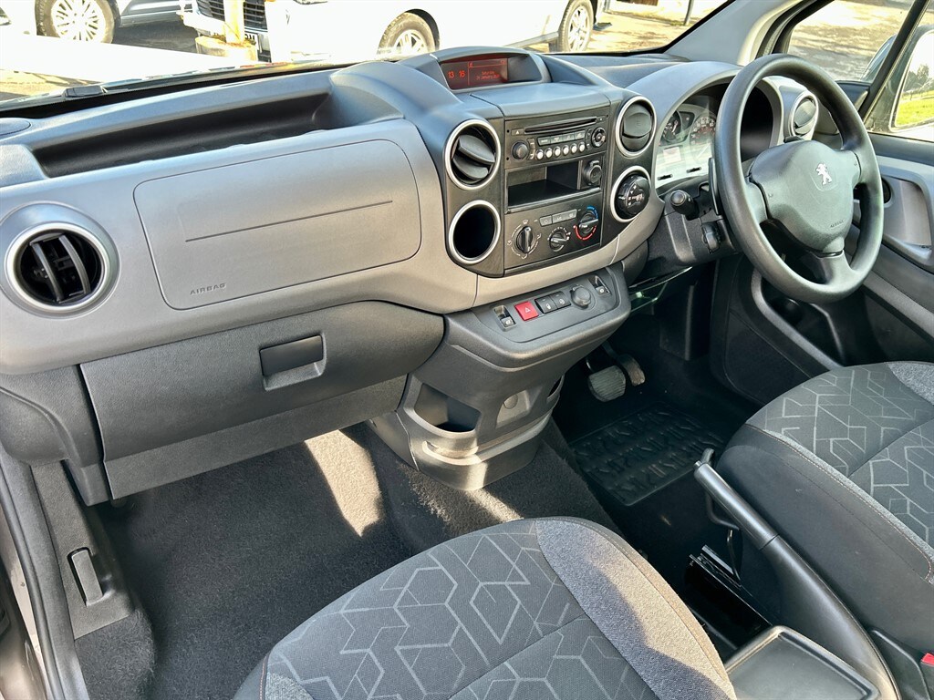 Used Peugeot Partner Tepee 2017 for sale - 77691182: Photo 24