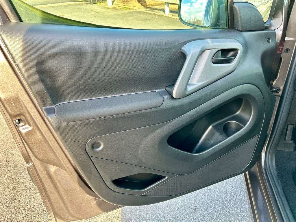 Used Peugeot Partner Tepee 2017 for sale - 77691182: Photo 25