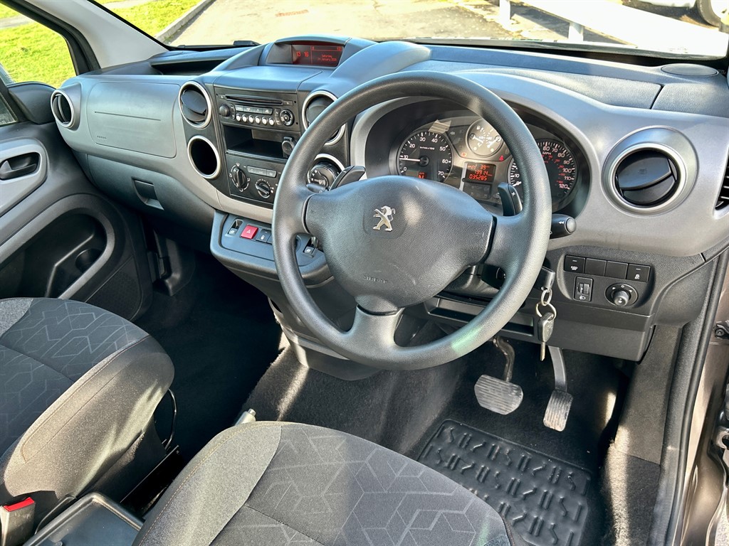 Used Peugeot Partner Tepee 2017 for sale - 77691182: Photo 28