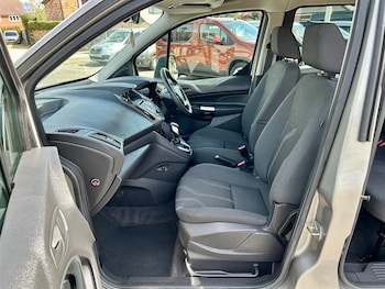 Used Ford Tourneo Connect 2017 for sale - 78094890: Photo