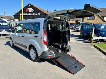 Used Ford Tourneo Connect 2018 for sale - 77848354: Photo