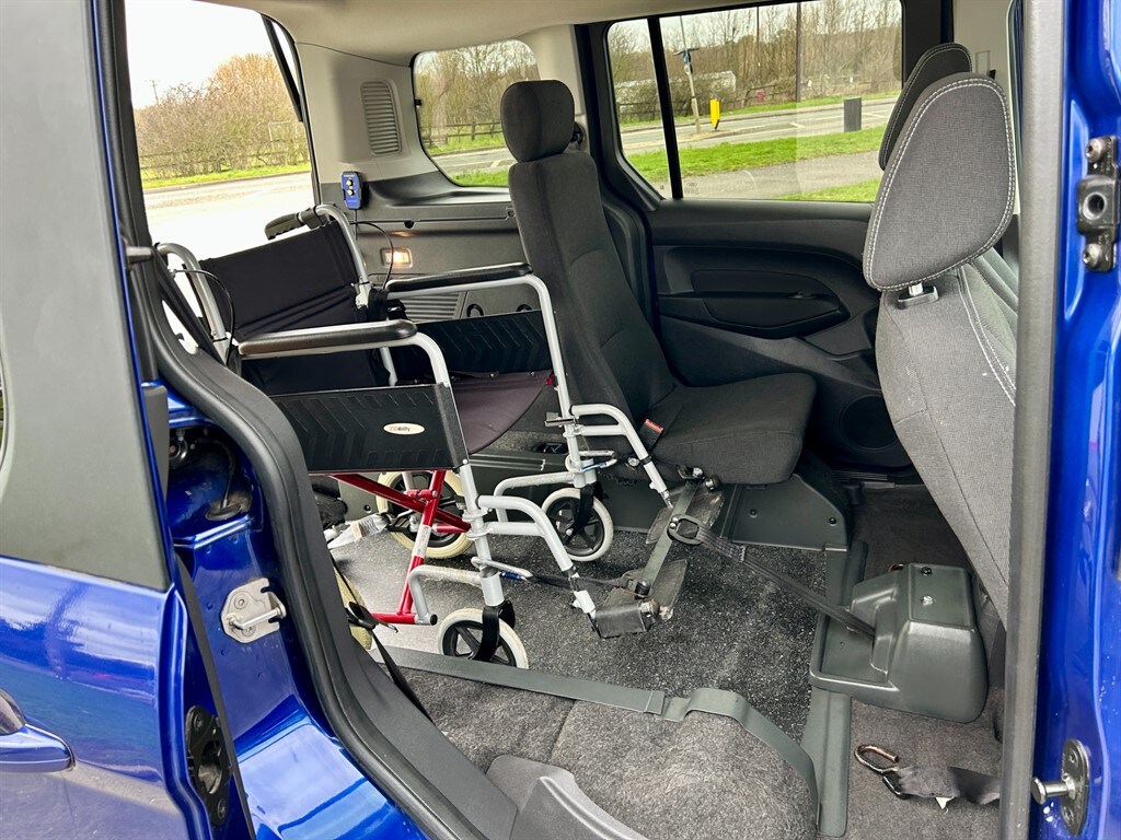 Used Ford Tourneo Custom 2018 for sale - 77691170: Photo 11