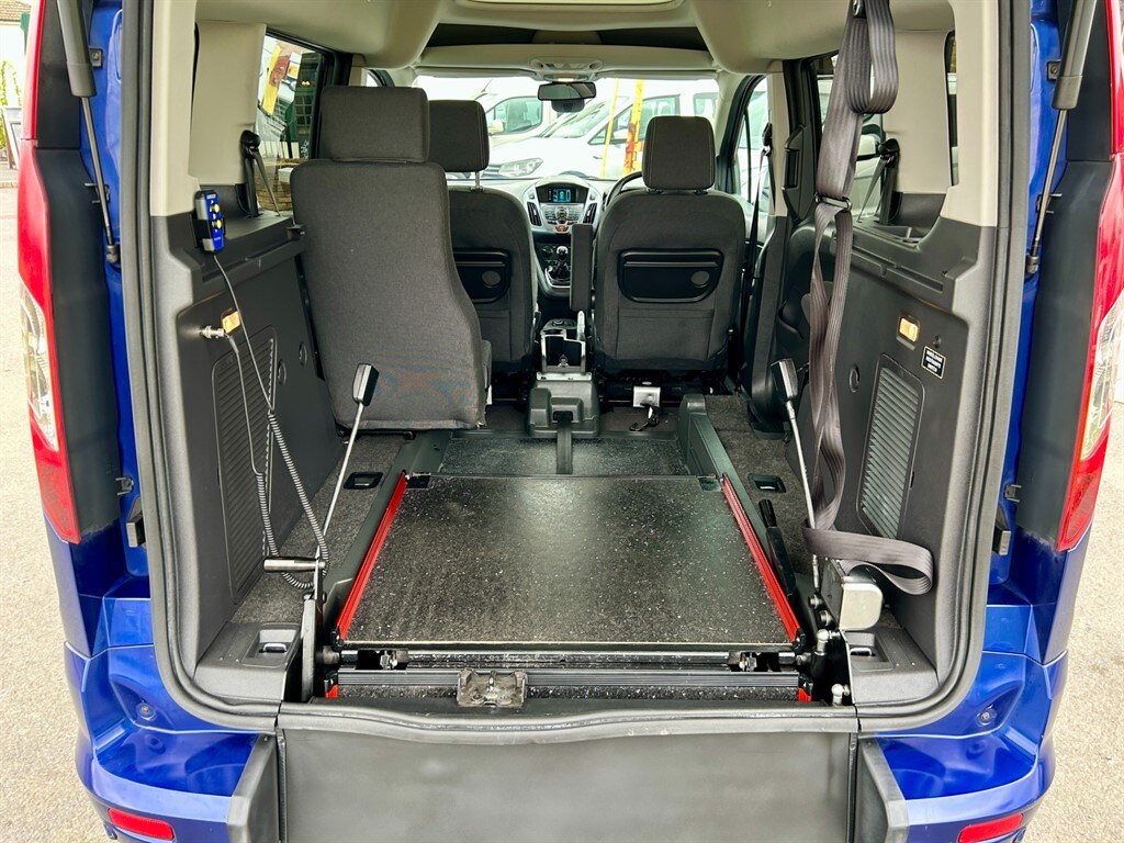 Used Ford Tourneo Custom 2018 for sale - 77691170: Photo 6