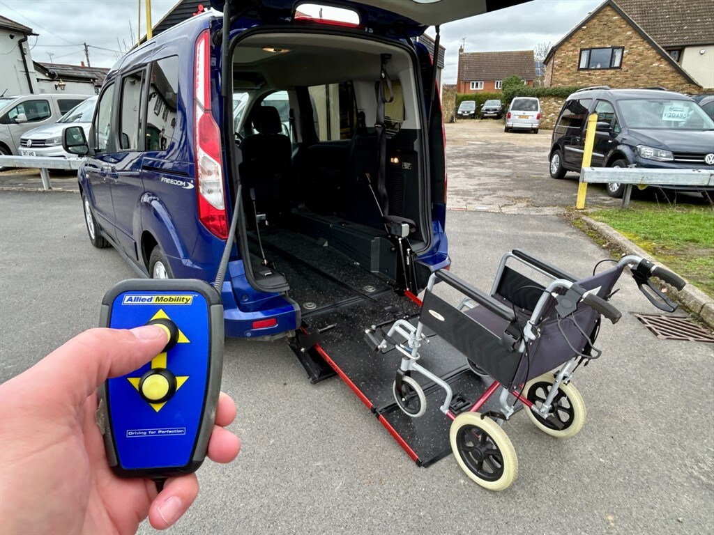 Used Ford Tourneo Custom 2018 for sale - 77691170: Photo 7