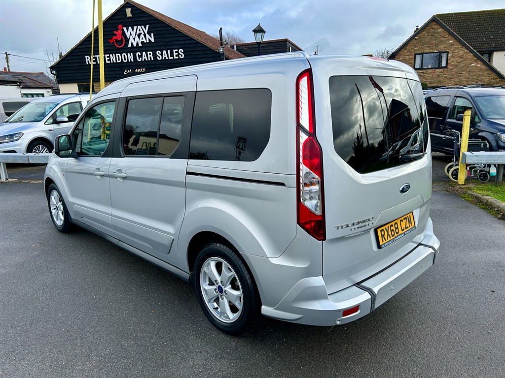 Used Ford Grand Tourneo Connect 2018 for sale - 77691210: Photo 14