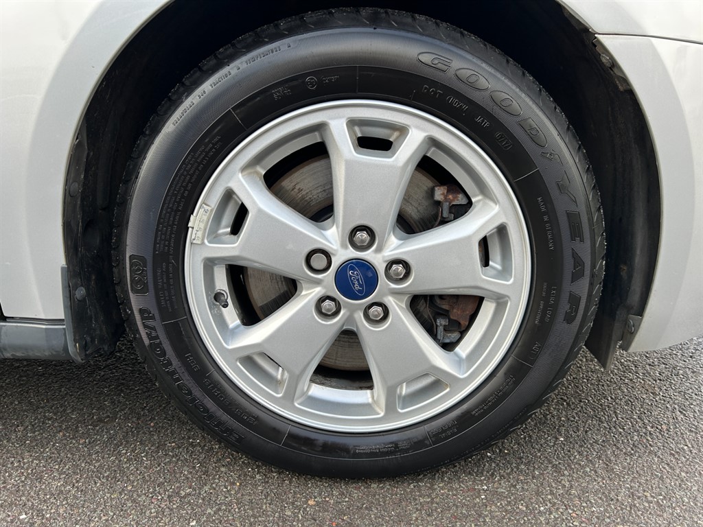 Used Ford Grand Tourneo Connect 2018 for sale - 77691210: Photo 33