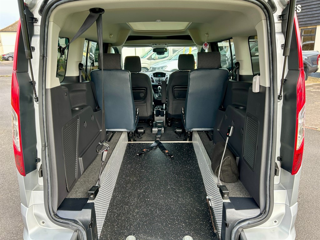 Used Ford Grand Tourneo Connect 2018 for sale - 77691210: Photo 7