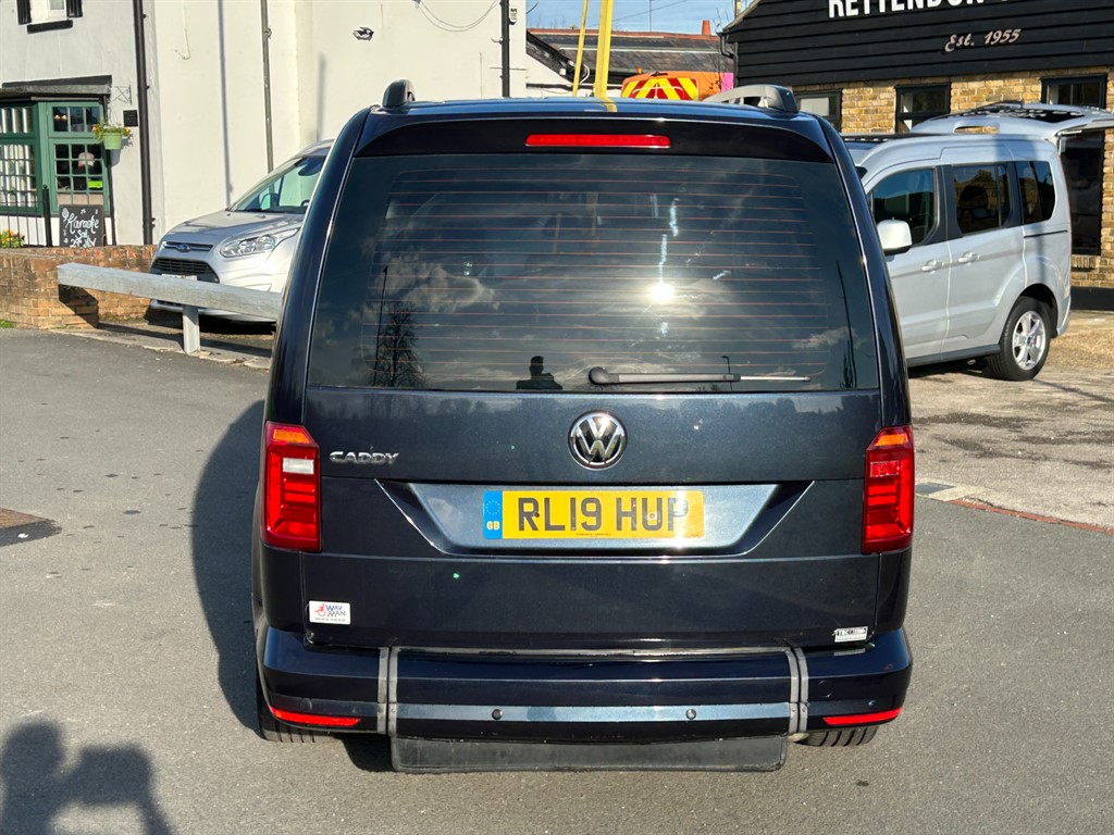 Used Volkswagen Caddy Maxi Life 2019 for sale - 77691219: Photo 16