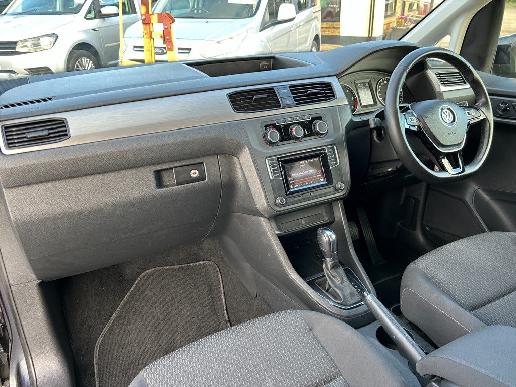 Used Volkswagen Caddy Maxi Life 2019 for sale - 77691219: Photo 21