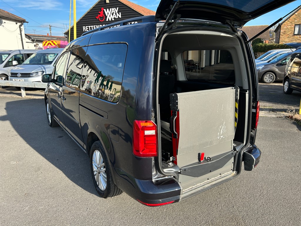 Used Volkswagen Caddy Maxi Life 2019 for sale - 77691219: Photo 6