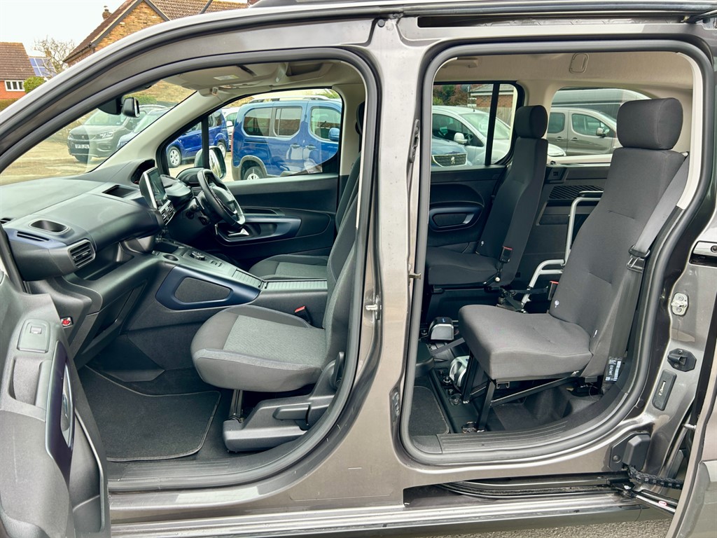 Used Peugeot Rifter 2021 for sale - 78089102: Photo 25