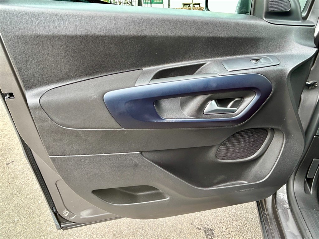 Used Peugeot Rifter 2021 for sale - 78089102: Photo 27