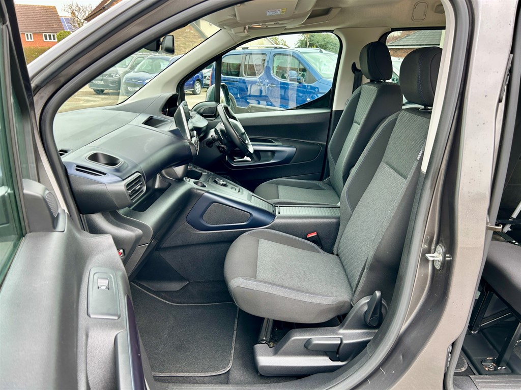 Used Peugeot Rifter 2021 for sale - 78089102: Photo 3