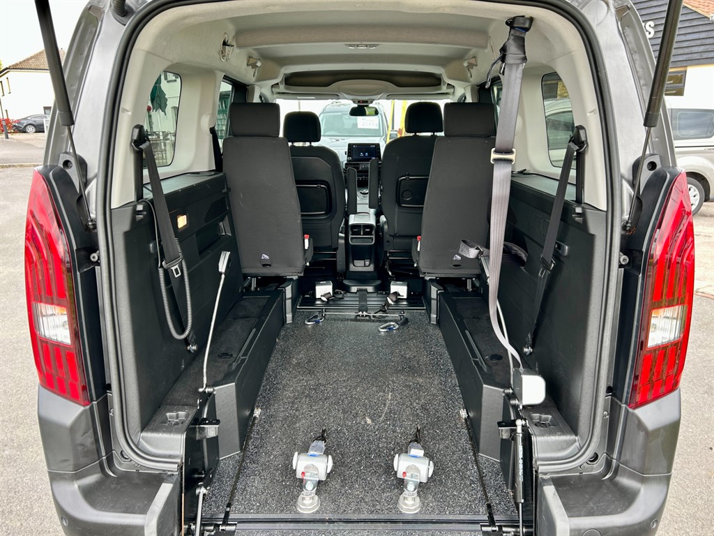 Used Peugeot Rifter 2021 for sale - 78089102: Photo 7