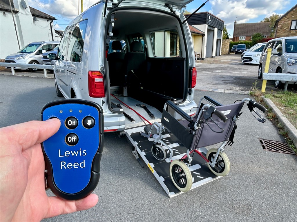 Used Volkswagen Caddy Maxi Life 2017 for sale - 77691168: Photo 16