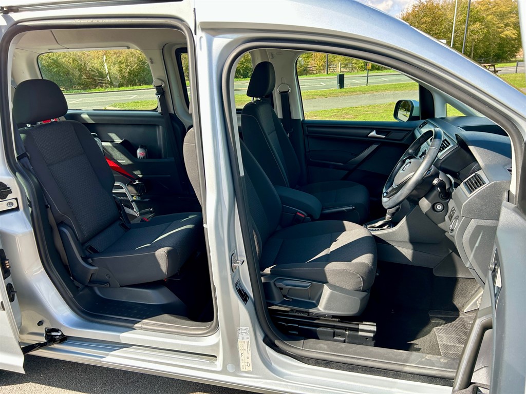 Used Volkswagen Caddy Maxi Life 2017 for sale - 77691168: Photo 25