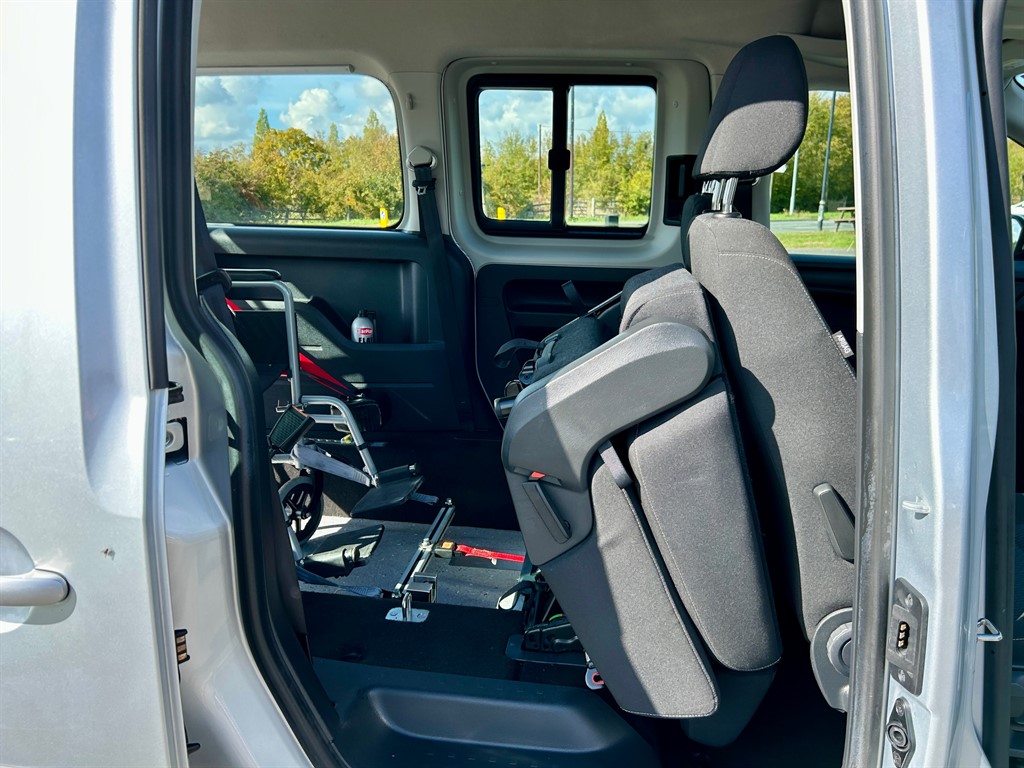 Used Volkswagen Caddy Maxi Life 2017 for sale - 77691168: Photo 29